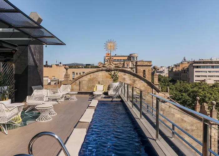 Hotel Bagues, A Small Luxury Hotel Of The World